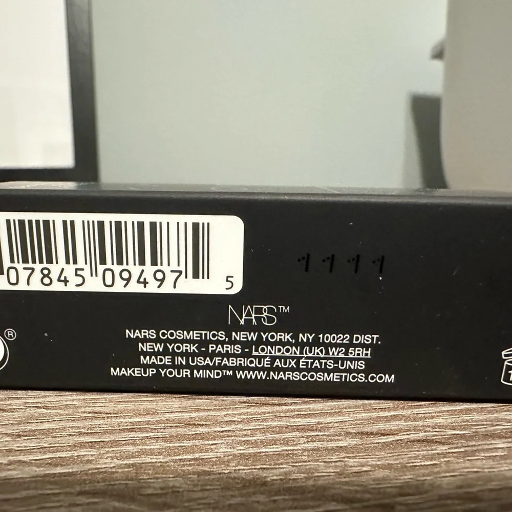 NARS Audacious Lipstick - Mona